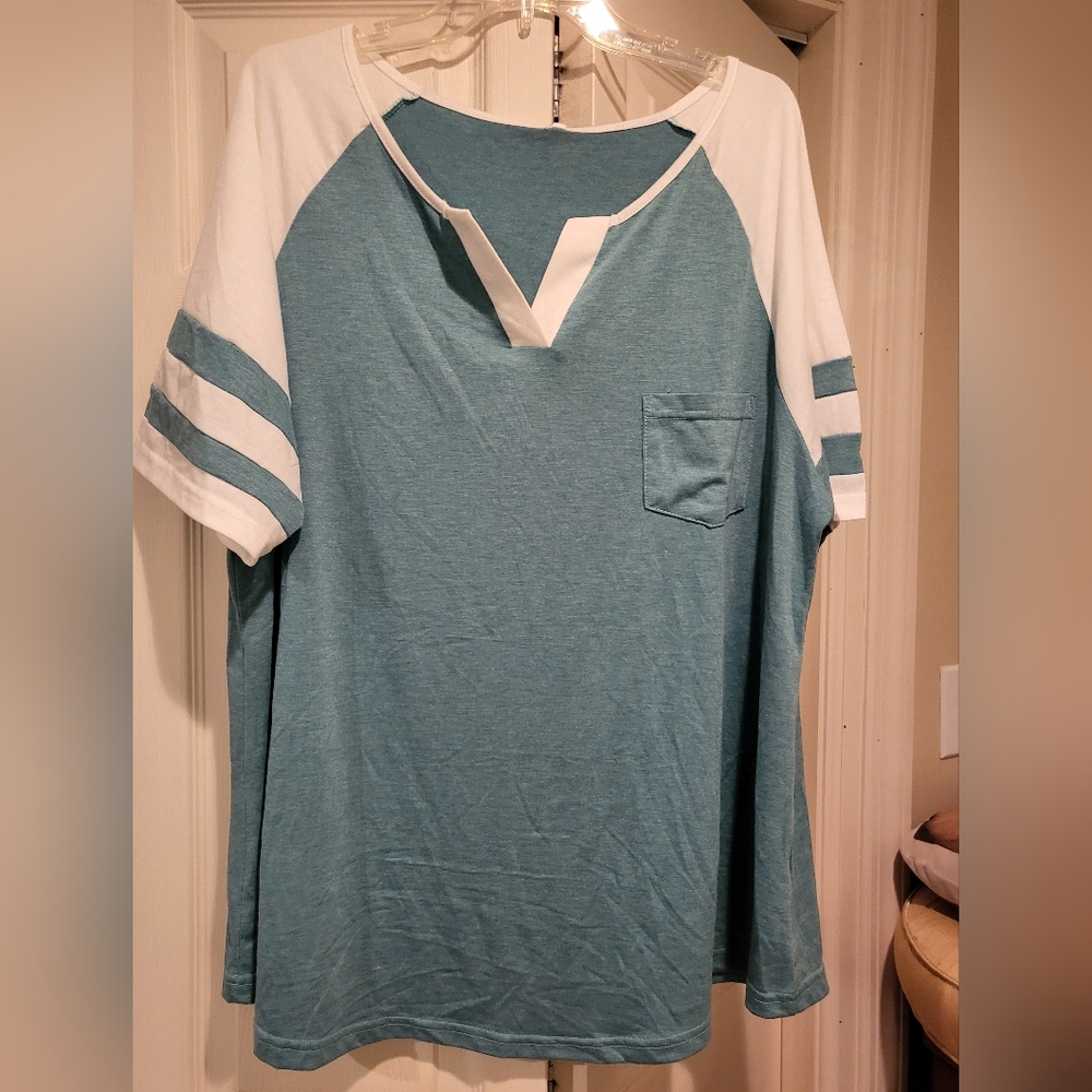 Vograce Green and White Short Sleeve Jersey